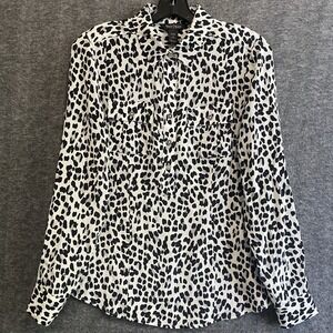 NEW White House Black Market Top Women 4 Black Animal Print Roll Tab Silk Blouse